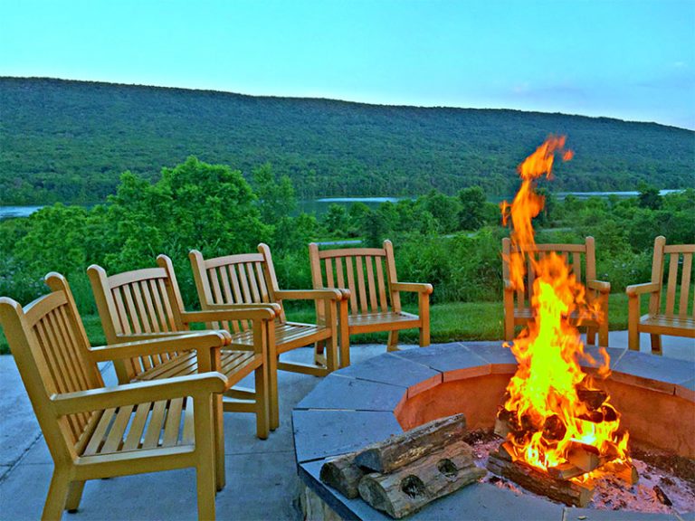 Nature Inn at Bald Eagle