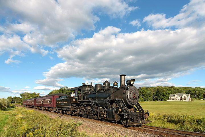 Steam Train along the New Hope Railroad